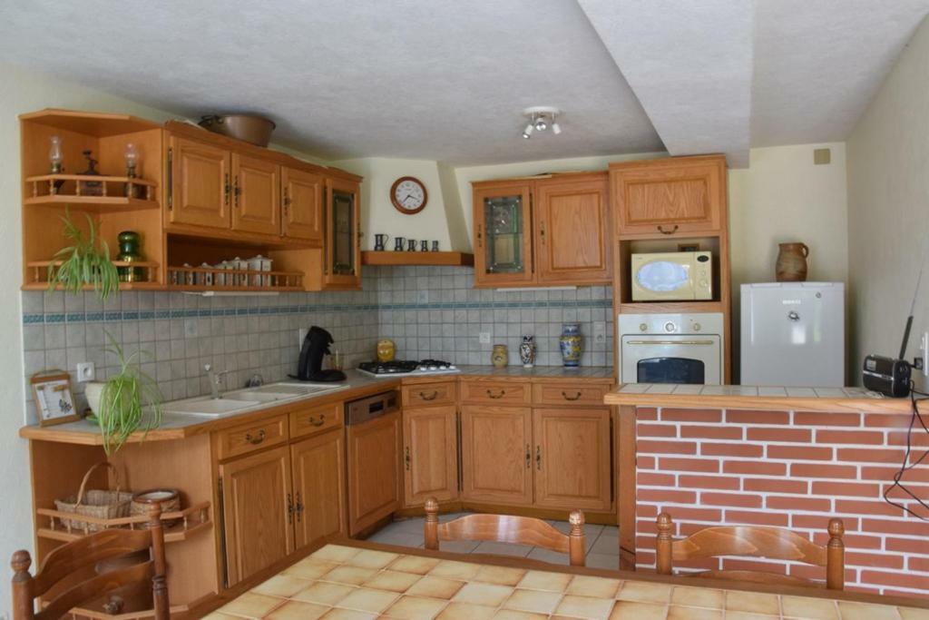 La Ferme Des Cailloux Villa Sassay Bagian luar foto